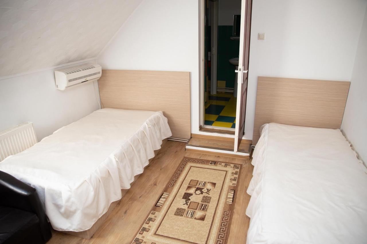 Motel Moara Veche Săcălăşeni Esterno foto
