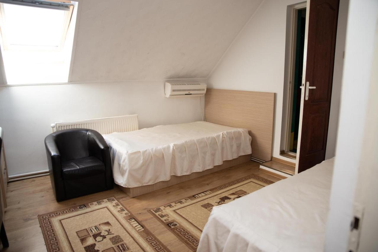 Motel Moara Veche Săcălăşeni Esterno foto